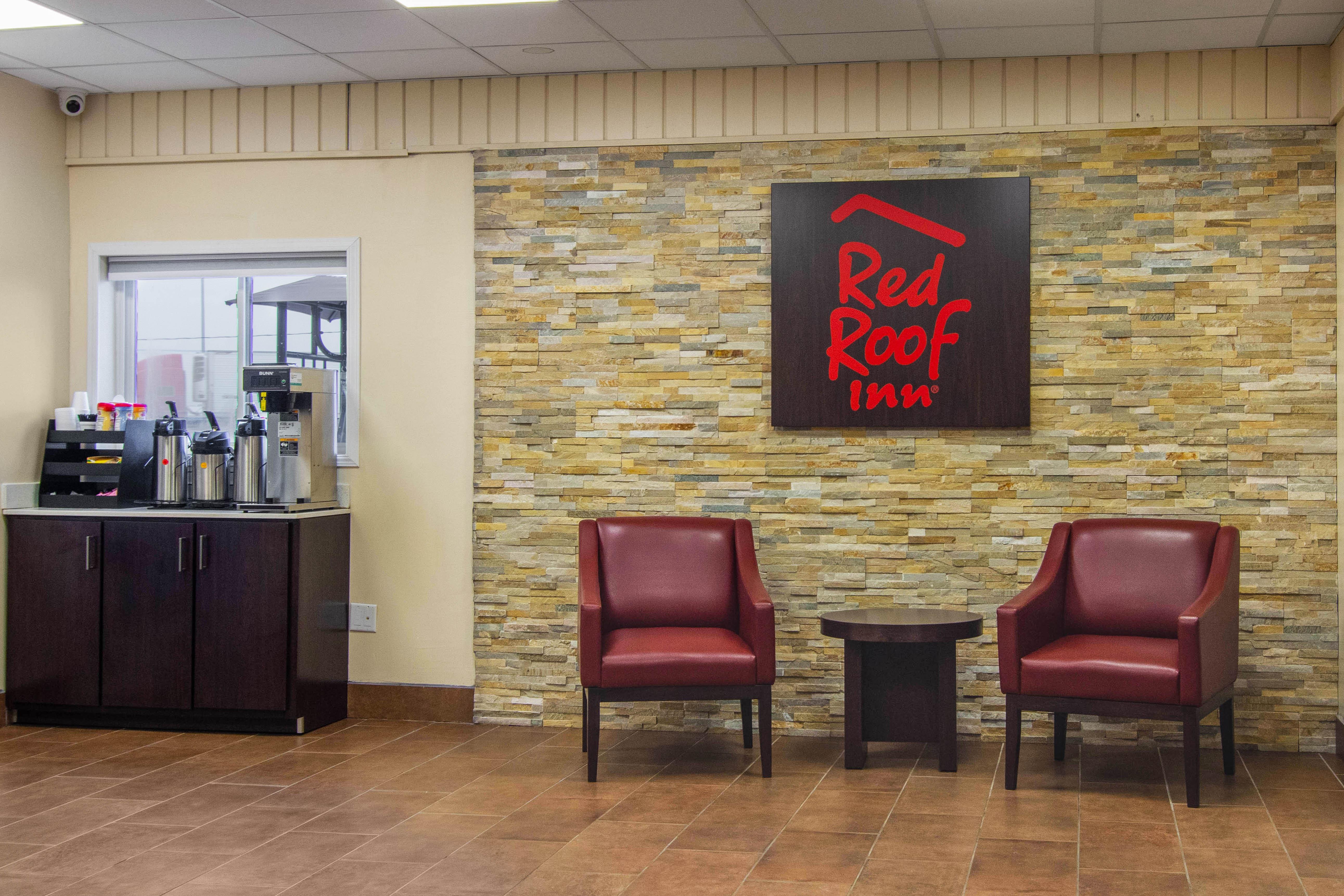 Red Roof Inn Перисбърг Екстериор снимка